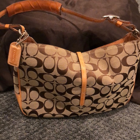 Authentic Coach bag - Picture 2 of 5